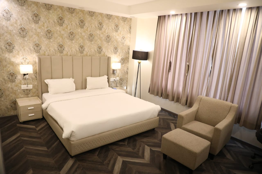 la flora resort