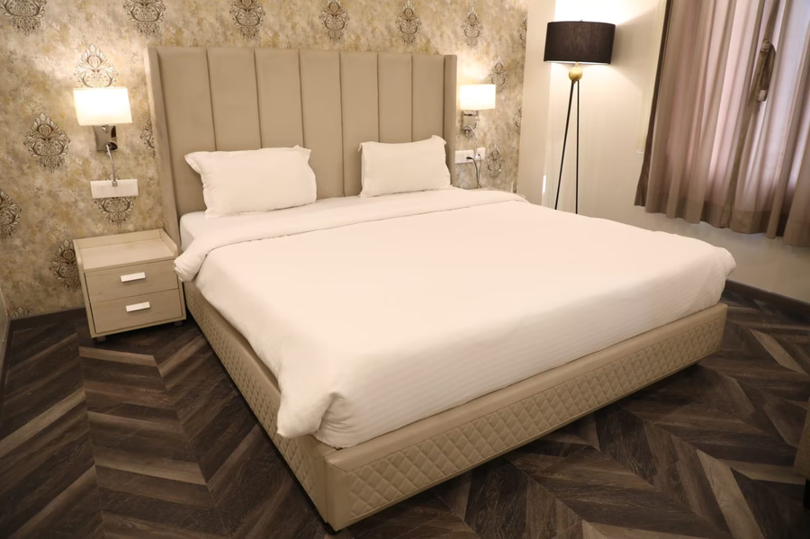 la flora resort