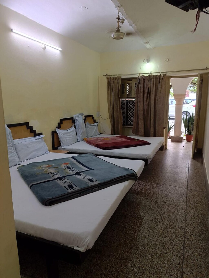 hotel shiv vishram