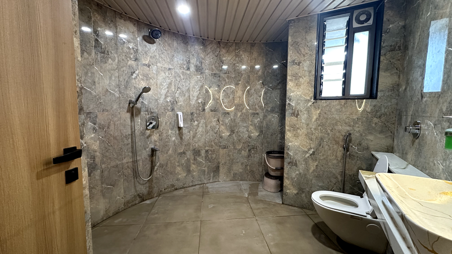 hotel 9 square
