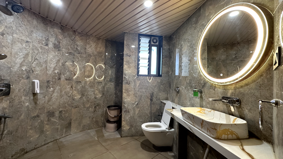 hotel 9 square