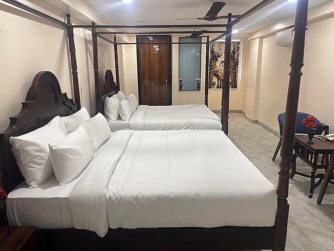 rajmahal hotel and resort