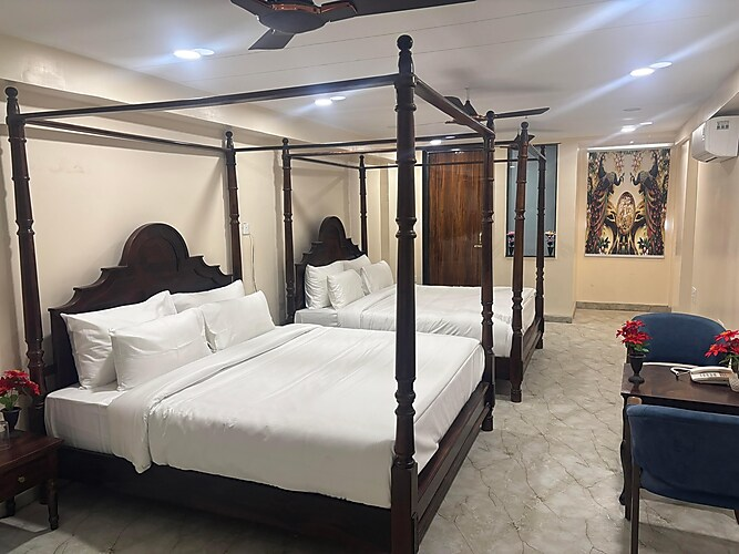 rajmahal hotel and resort