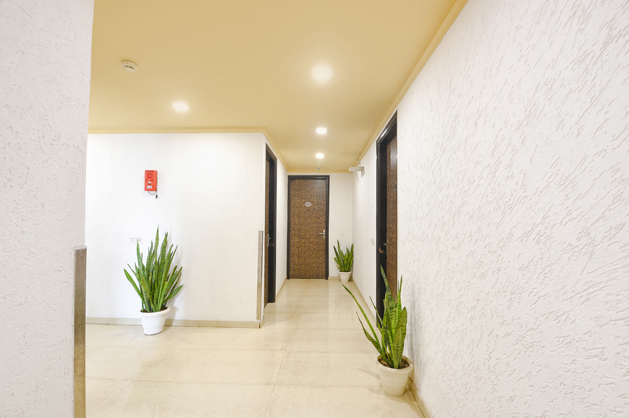fabhotel sai village sector 46
