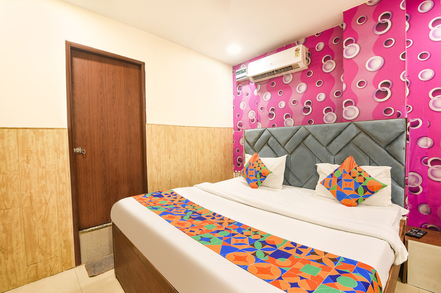 Fabhotel Snow Valley,Plot No. 11, 12 & Plot No. 6, Gulab Bagh, Metro Pillar No. 736, Uttam Nagar,3 star