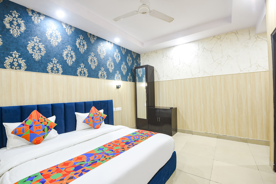fabhotel crown residency