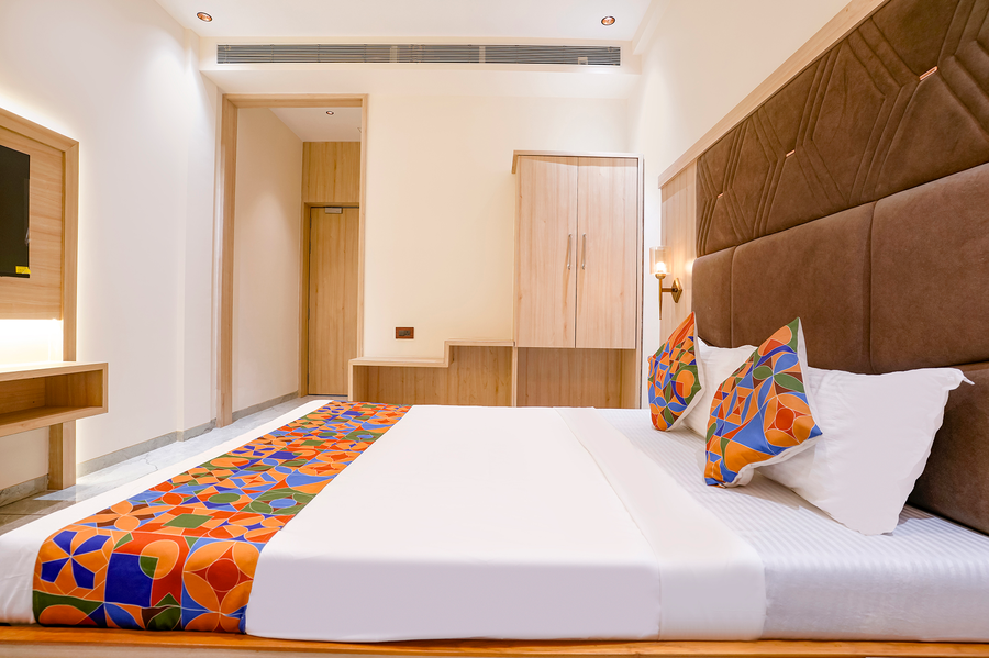 fabhotel prime shree palace