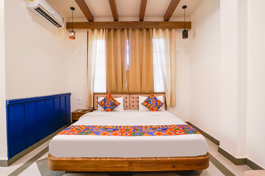 fabhotel pushpa inn assagao