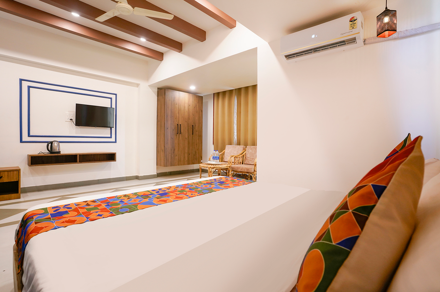 fabhotel pushpa inn assagao