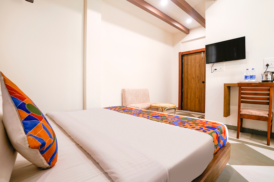 fabhotel pushpa inn assagao