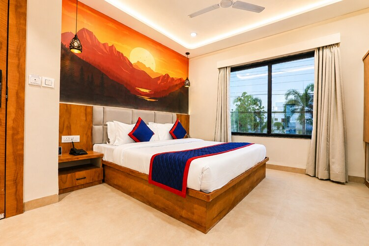 bizotel select paarvi vijay nagar
