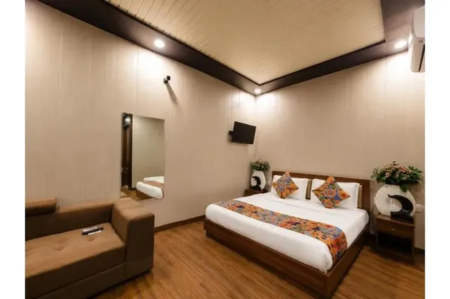 Fabhotel Blest Inn,Rz D- 40, Dabri Palam Road, Mahavir Enclave, Opposite Sulabh International Museum,3 star
