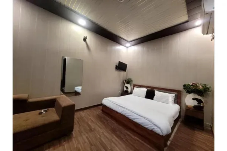 Fabhotel Blest Inn,Rz D- 40, Dabri Palam Road, Mahavir Enclave, Opposite Sulabh International Museum,3 star