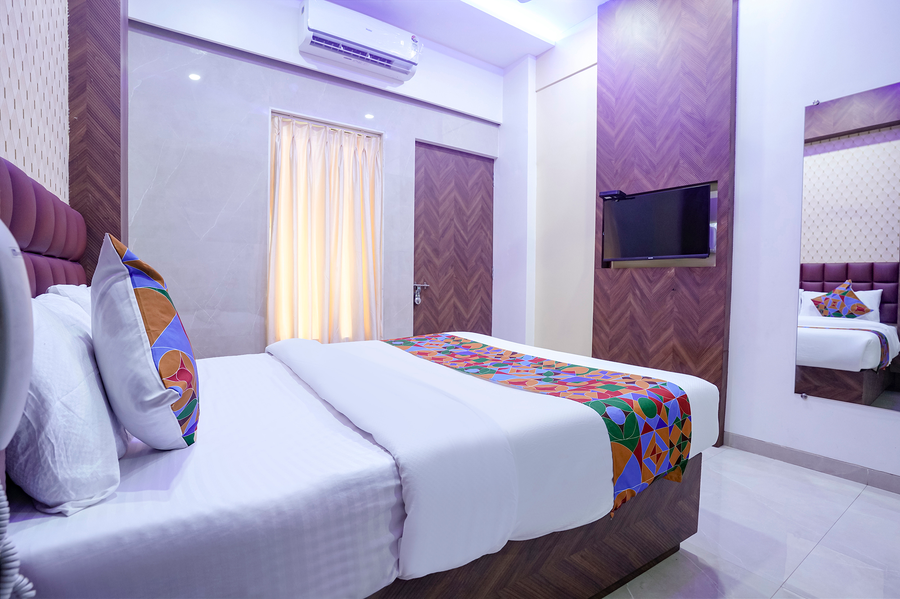 fabhotel sunday residency