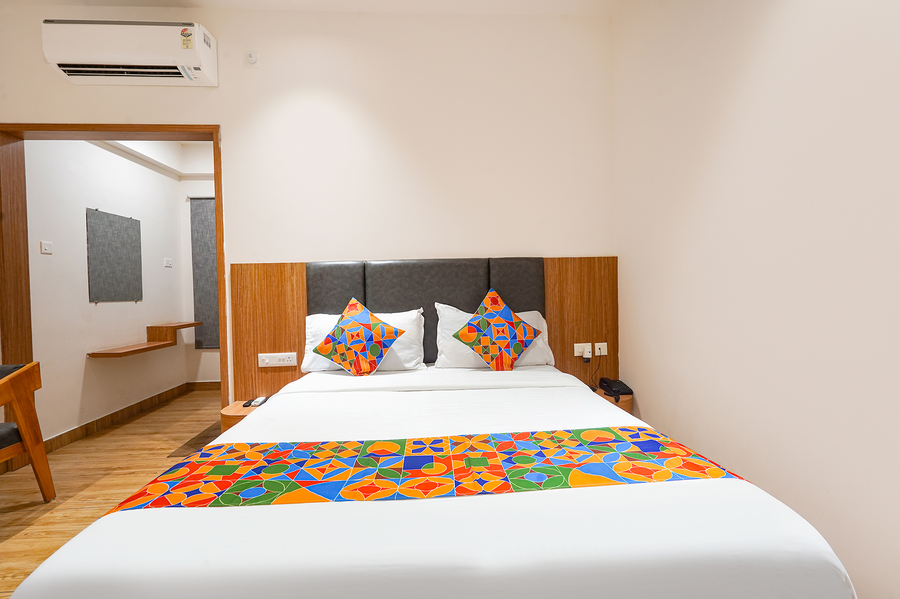 Fabhotel A Square - 400M From Bhimavaram Junction,2, 3, 4, Rs No 674/3, P P Road, Police Bomma Centre, West Godavari,3 star