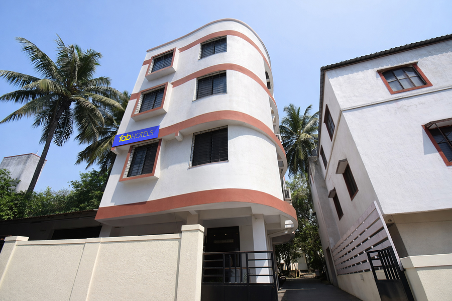 fabhotel galaxy koregaon park