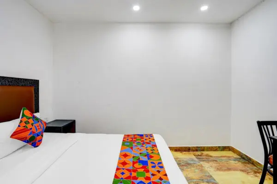 fabhotel casa royal