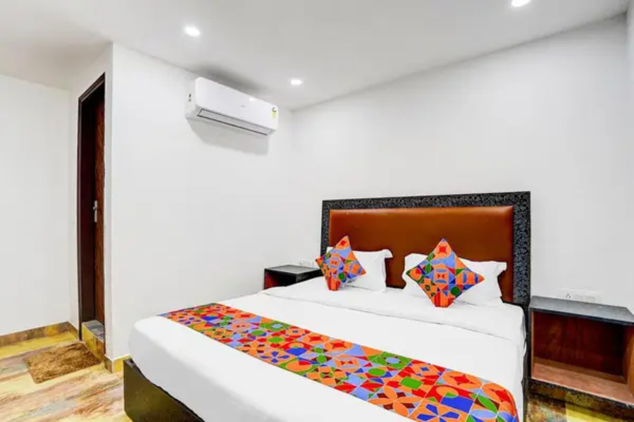 fabhotel casa royal