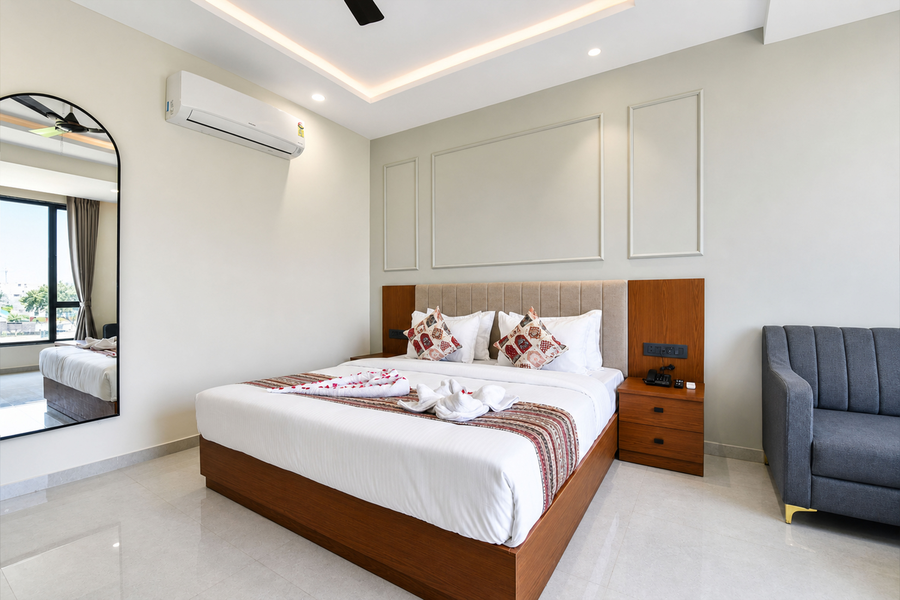 sudarshan inn