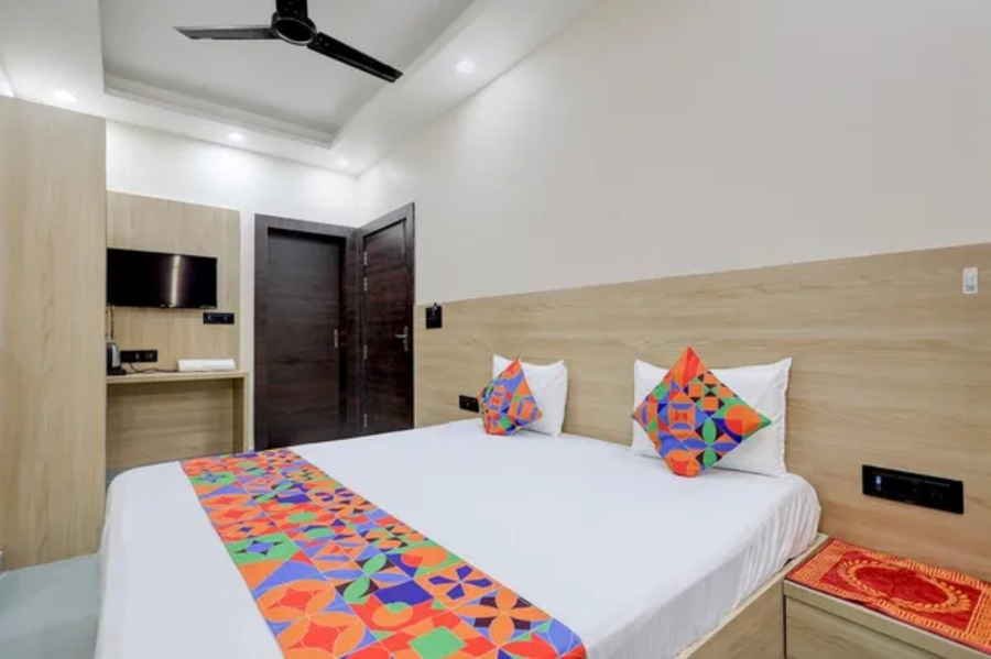 fabhotel shivangan
