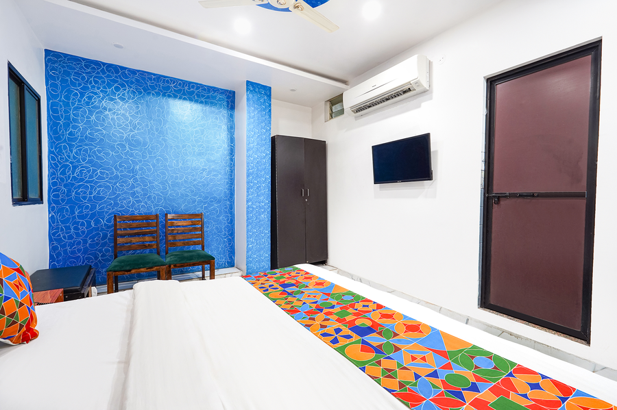 fabhotel prakash and sons