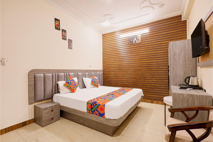 fabhotel luxe cozy