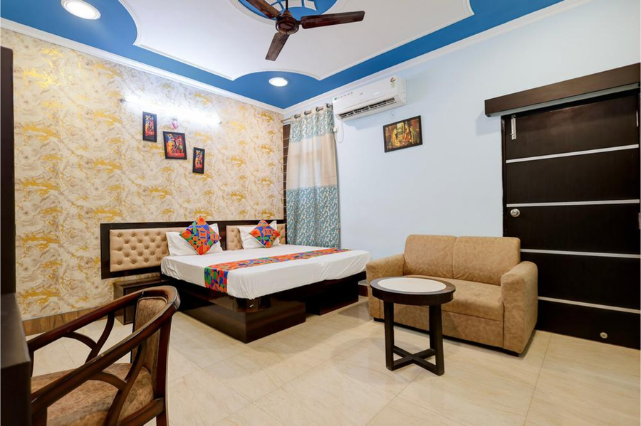 fabhotel luxe cozy