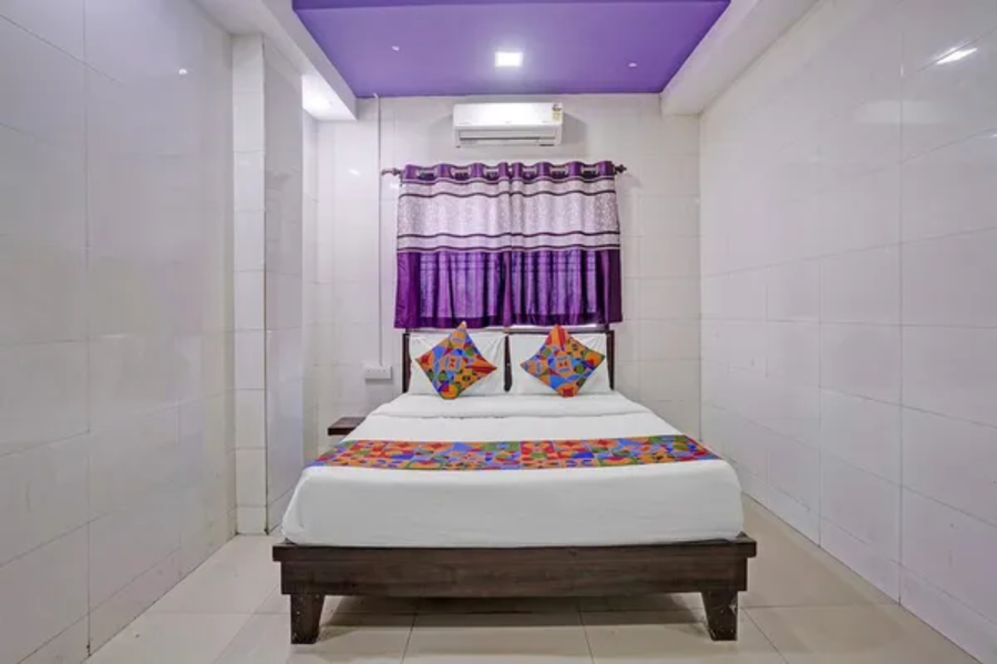 fabhotel aarvi executive