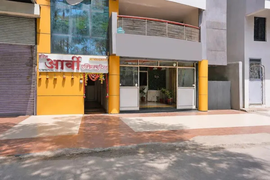 fabhotel aarvi executive