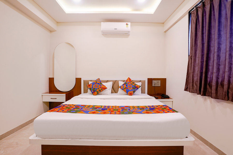 fabhotel royal inn regency