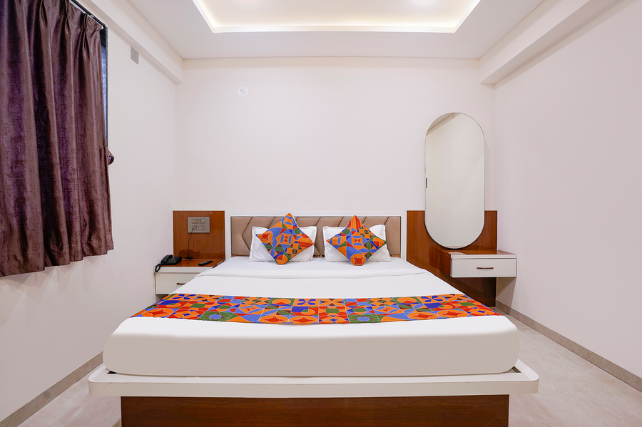 fabhotel royal inn regency