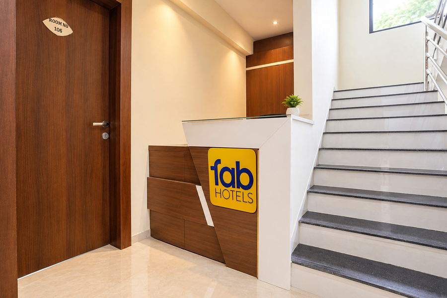 fabhotel royal inn regency