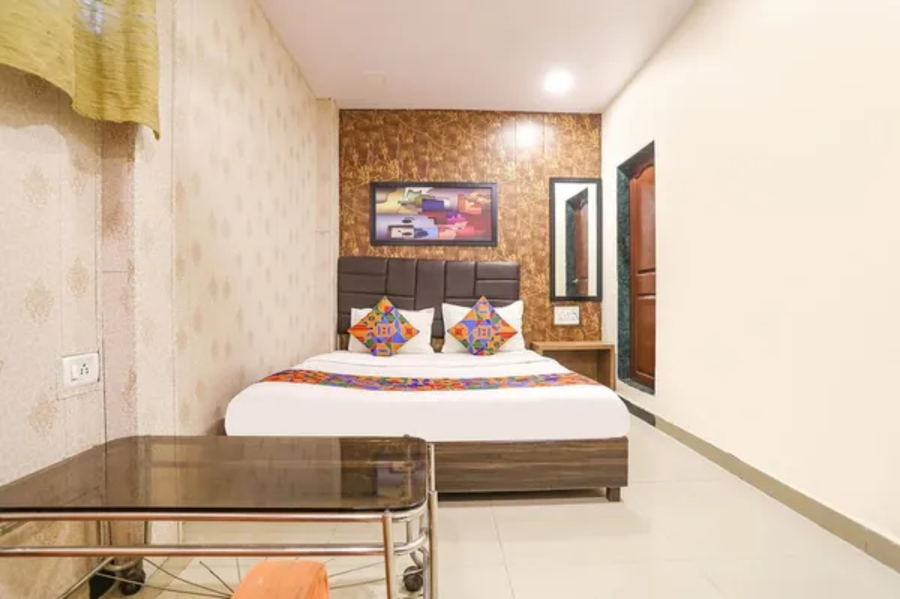 fabhotel aksa inn