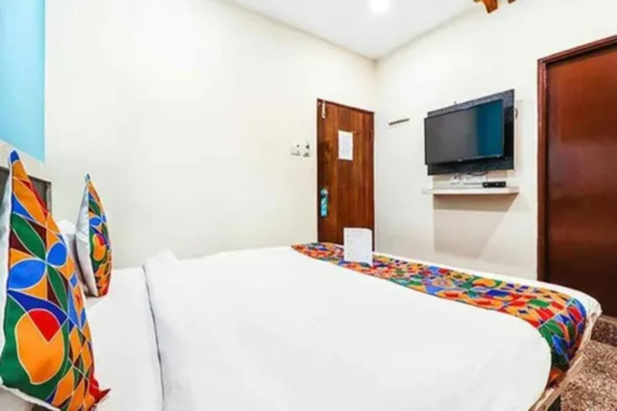 fabhotel vaishnavi grand