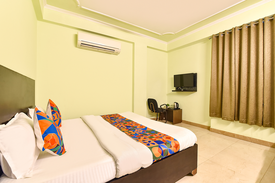 fabhotel raghukul