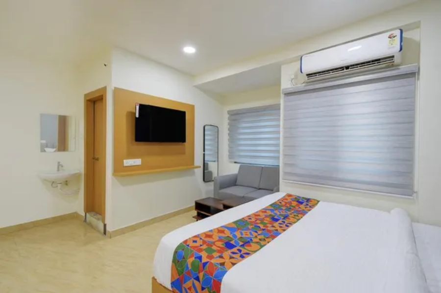 fabhotel v check inn