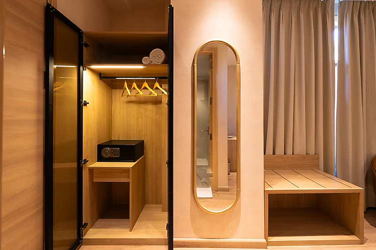 bluestone prime by the cosy hotels nehru place