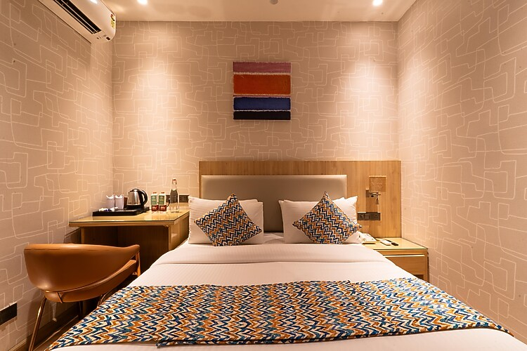 bluestone prime by the cosy hotels nehru place