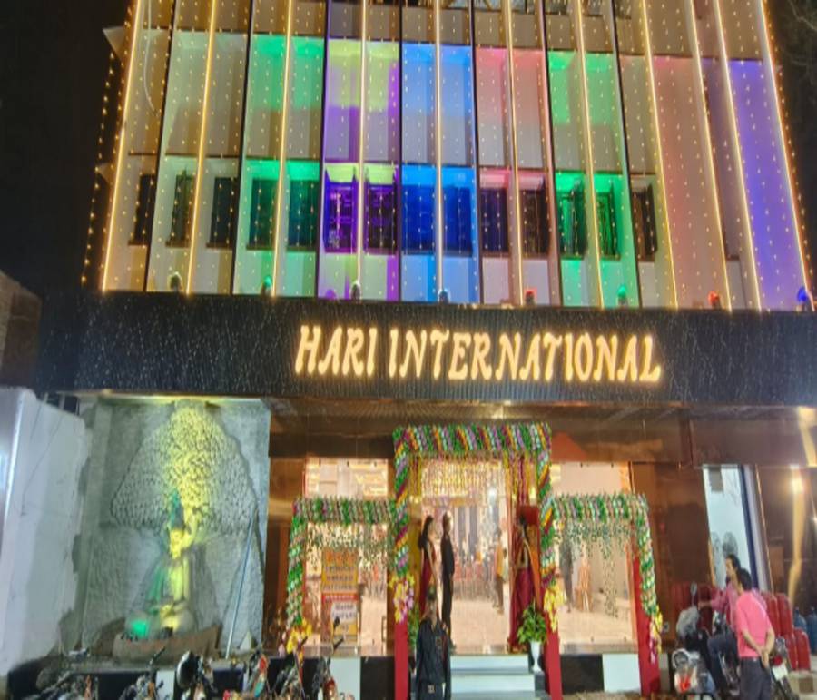 Hari International,,3 star
