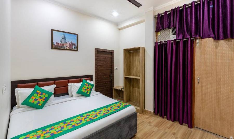 Treebo Om Shree Banaras,,3 star