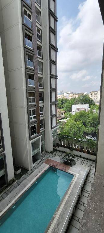 Sakthi Holiday's Inn,,2 star