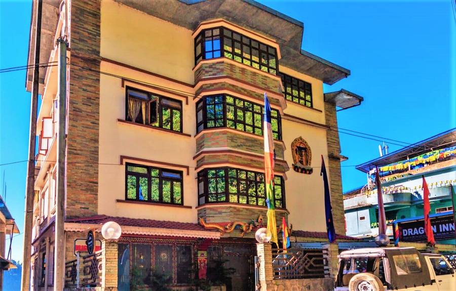 Dragon Inn,Bojoghari,3 star