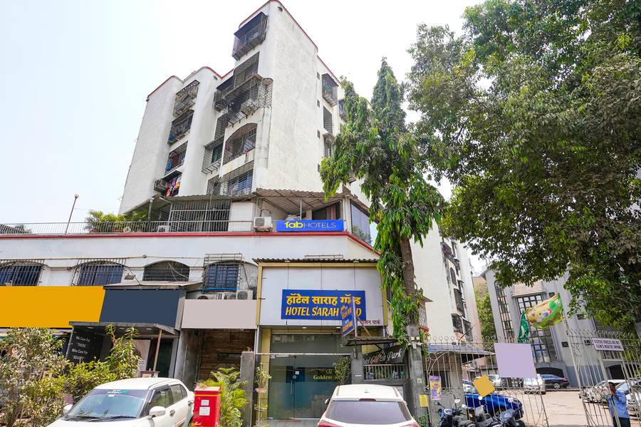 Fabexpress Sarah Gold,JOGESHWARI WEST,3 star