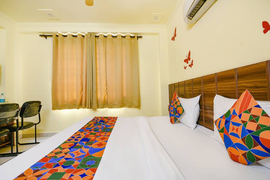 Hotel Ishtara,West Delhi,3 star