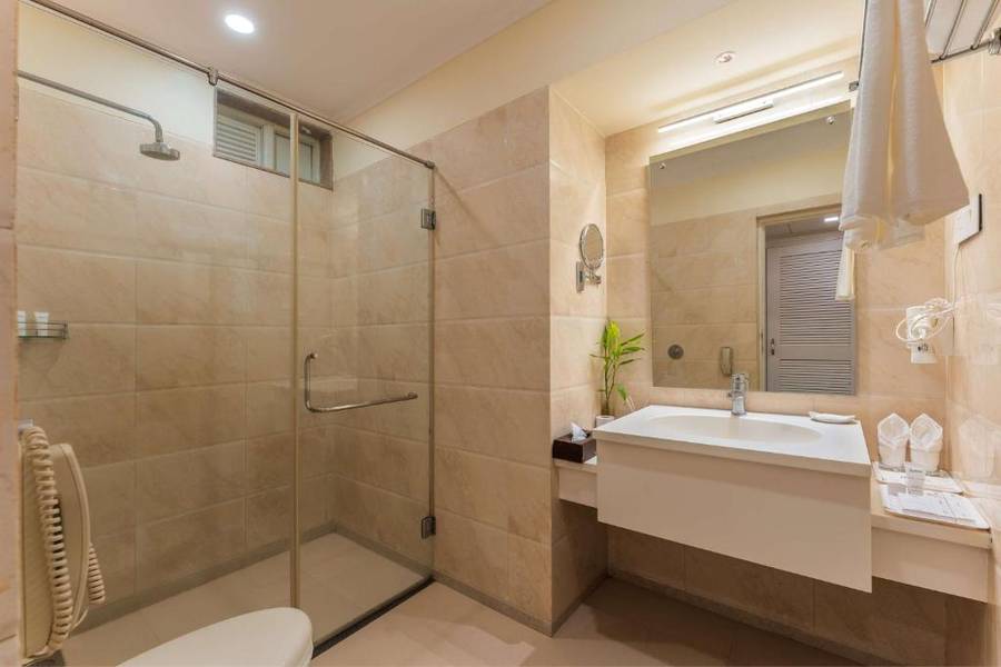Radisson Goa Candolim,Candolim Beach-North Goa,4 star