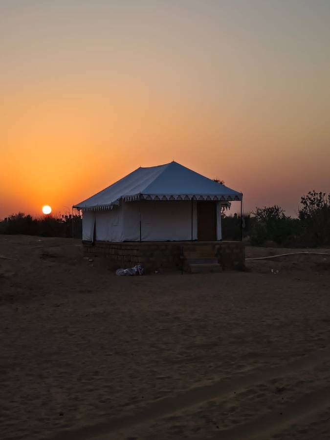 Desert Luxuria Resort,Sam,3 star