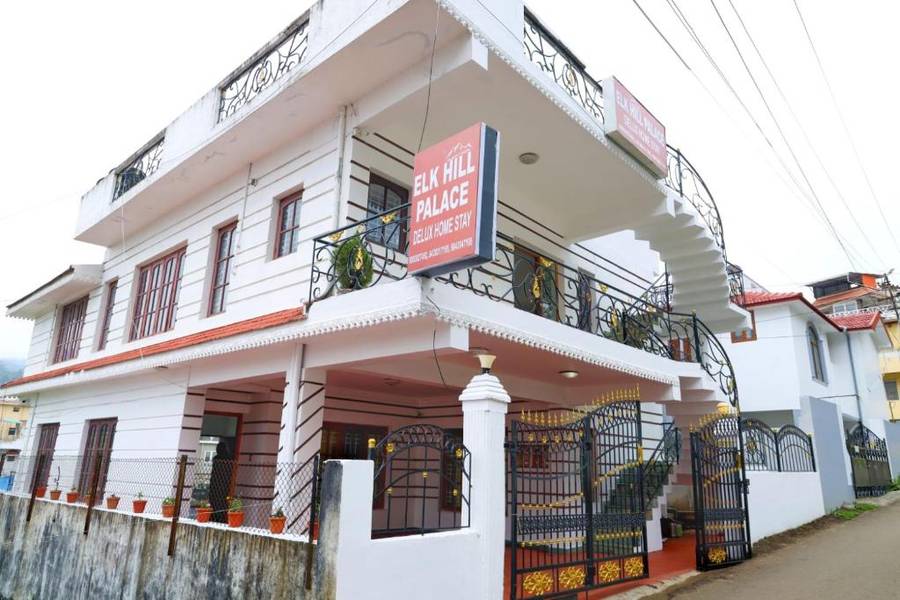 Elk Hill Palace,,2 star