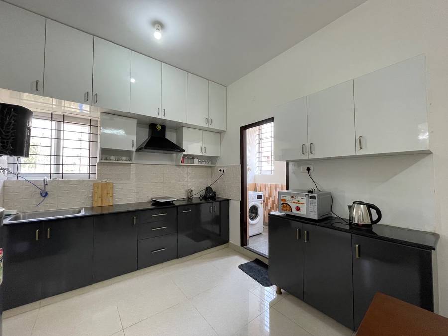 Ssn Homestays,Cox Town,3 star