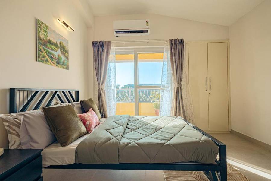 alaya stays 2 bhk with balcony veera marina