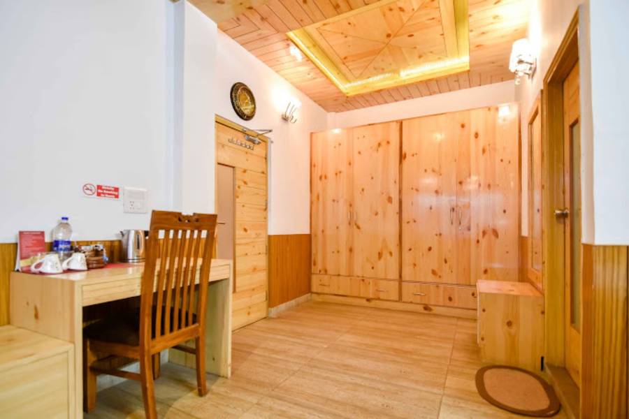 The Castle Villa Hill View Kasauli,Jabli,4 star